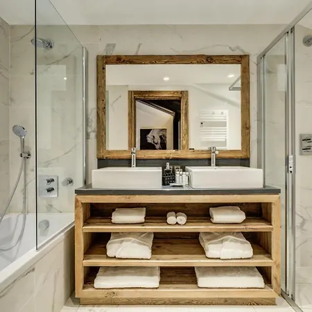 Verbier Vibes: Discover Pure Alpine Indulgence Appartement *